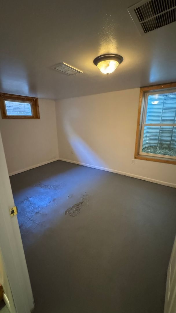 Building Photo - Cute Bungalow - 2Bed 1Bath - Duplex in Downtown Grand Junction!!!