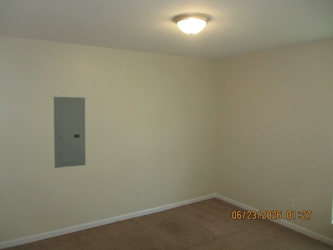 Building Photo - 222 Cloud Ln