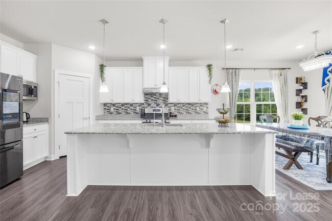 Building Photo - 7106 Waterwheel St SW