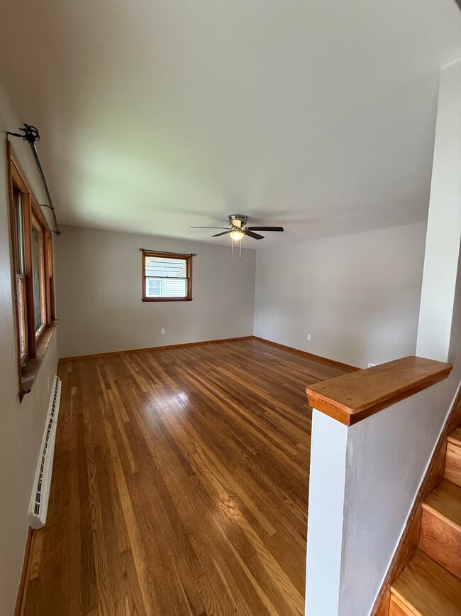 Building Photo - 418 McKinley Ave