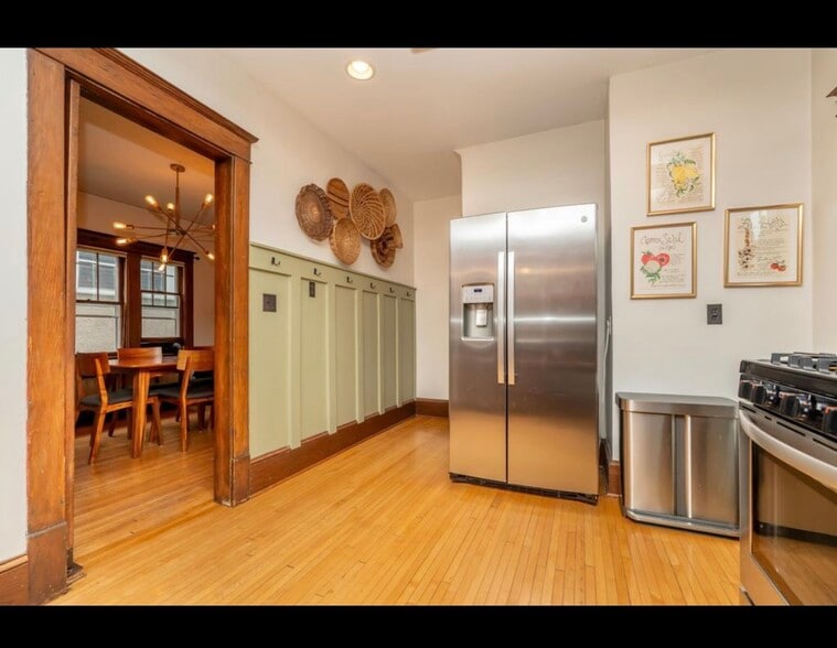 Building Photo - 2041 Princeton Ave