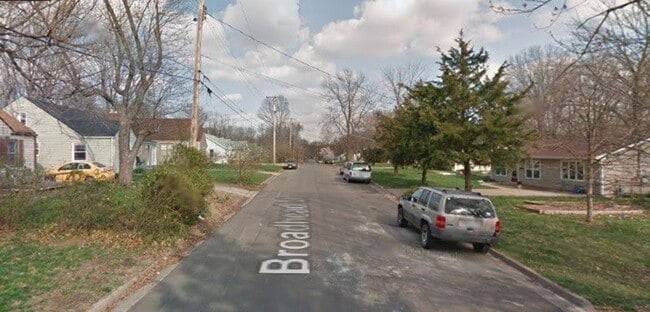 Building Photo - 2BR/1BA, conveniently located