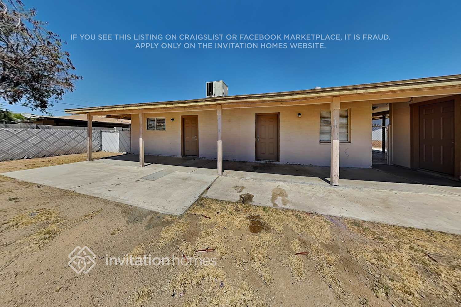 Building Photo - 4422 S Park Dr