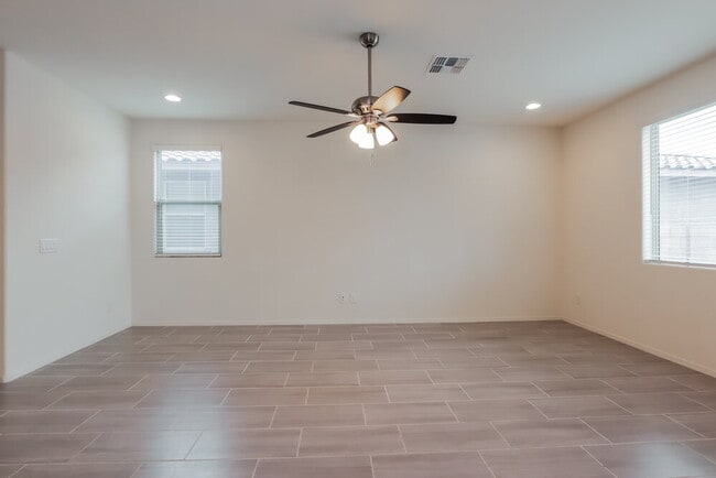 Building Photo - 10775 W Embrey Dr