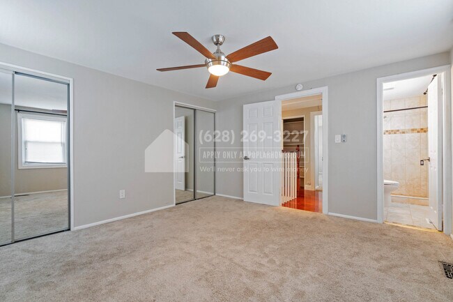 Building Photo - 2511 Kitmore Ln