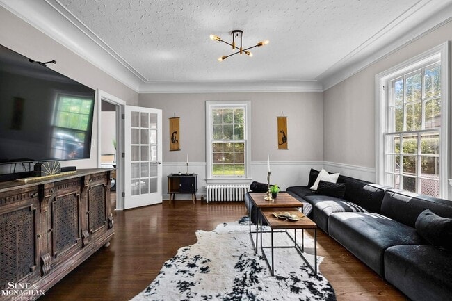 Building Photo - 276 Lewiston Rd