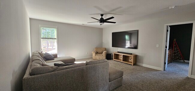 Building Photo - 1032 Hyco rd