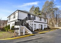 Building Photo - 441 Manville Rd