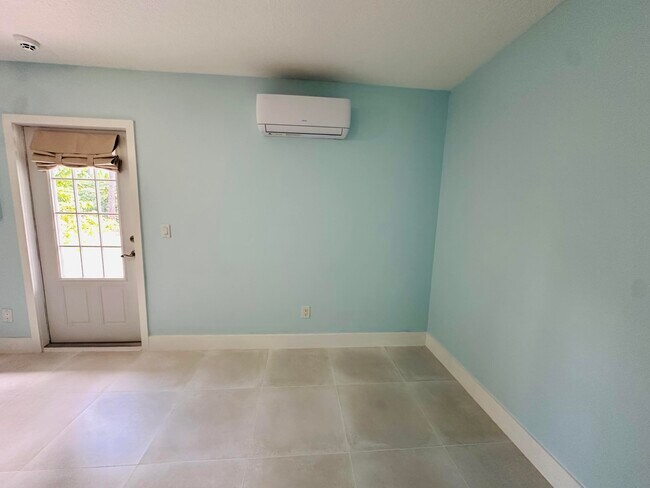 Building Photo - 17647 81st Ln N