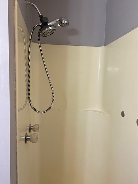 Bathroom - 901 Bayard St