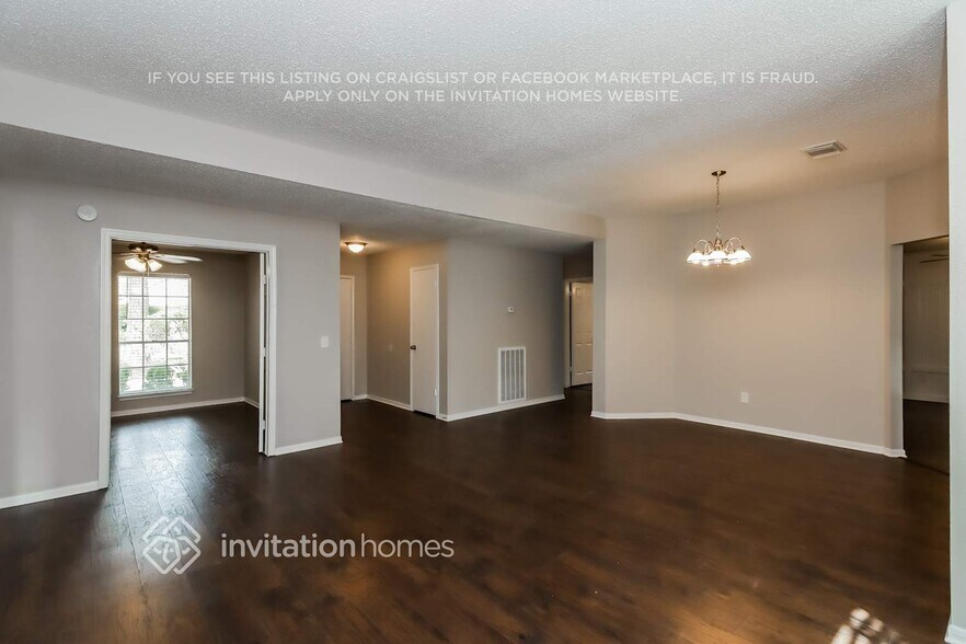 Building Photo - 9327 Bayou Bluff Dr