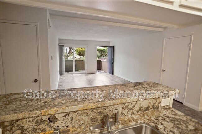 Building Photo - 24526 W Nicklaus Dr