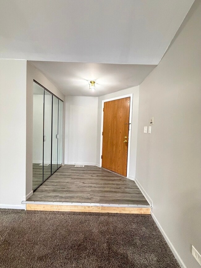 Building Photo - 1202 Ballantrae Pl