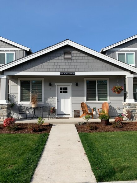 Primary Photo - 3503 NE McDonald Ln