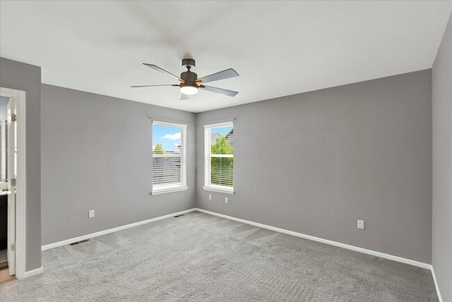 Building Photo - 9318 E 58th Dr