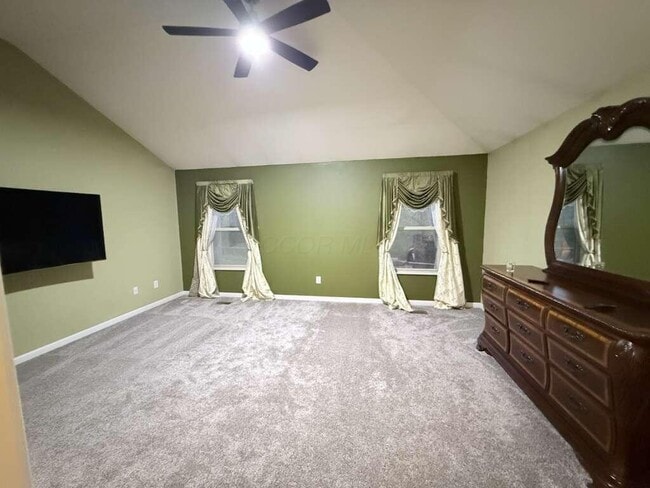 Building Photo - 7798 Wayside Ave