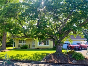 Building Photo - Spacious 3-Bedroom Home with Huge Shop, RV...
