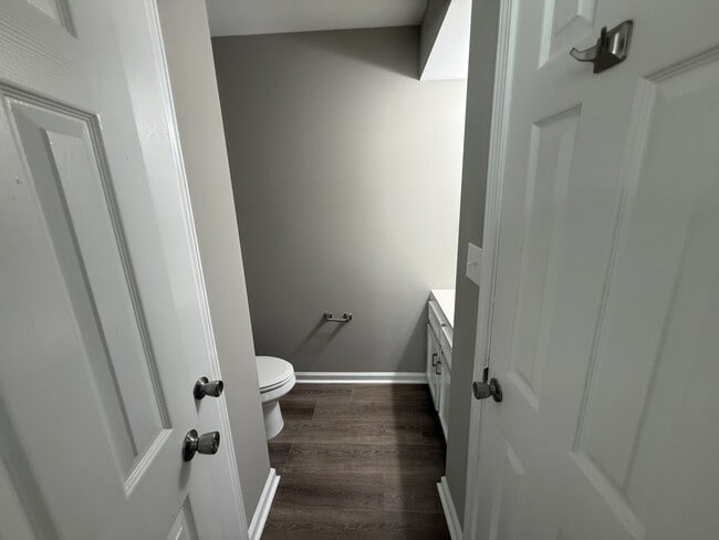 Building Photo - 1021 Sourwood Ct