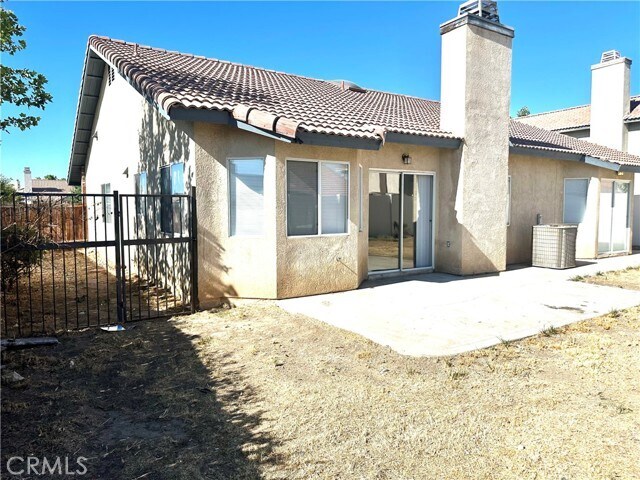 Building Photo - 12562 El Dorado Ct