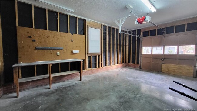 Building Photo - 1209 E 14th St