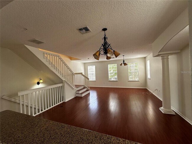 Building Photo - 1350 Chatfield Pl
