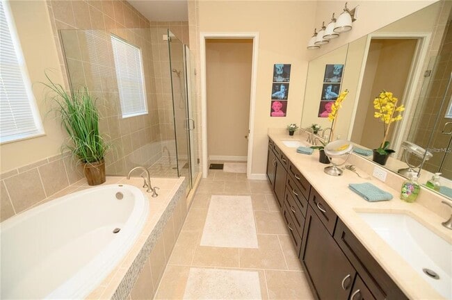 Building Photo - 1113 Bolton Pl