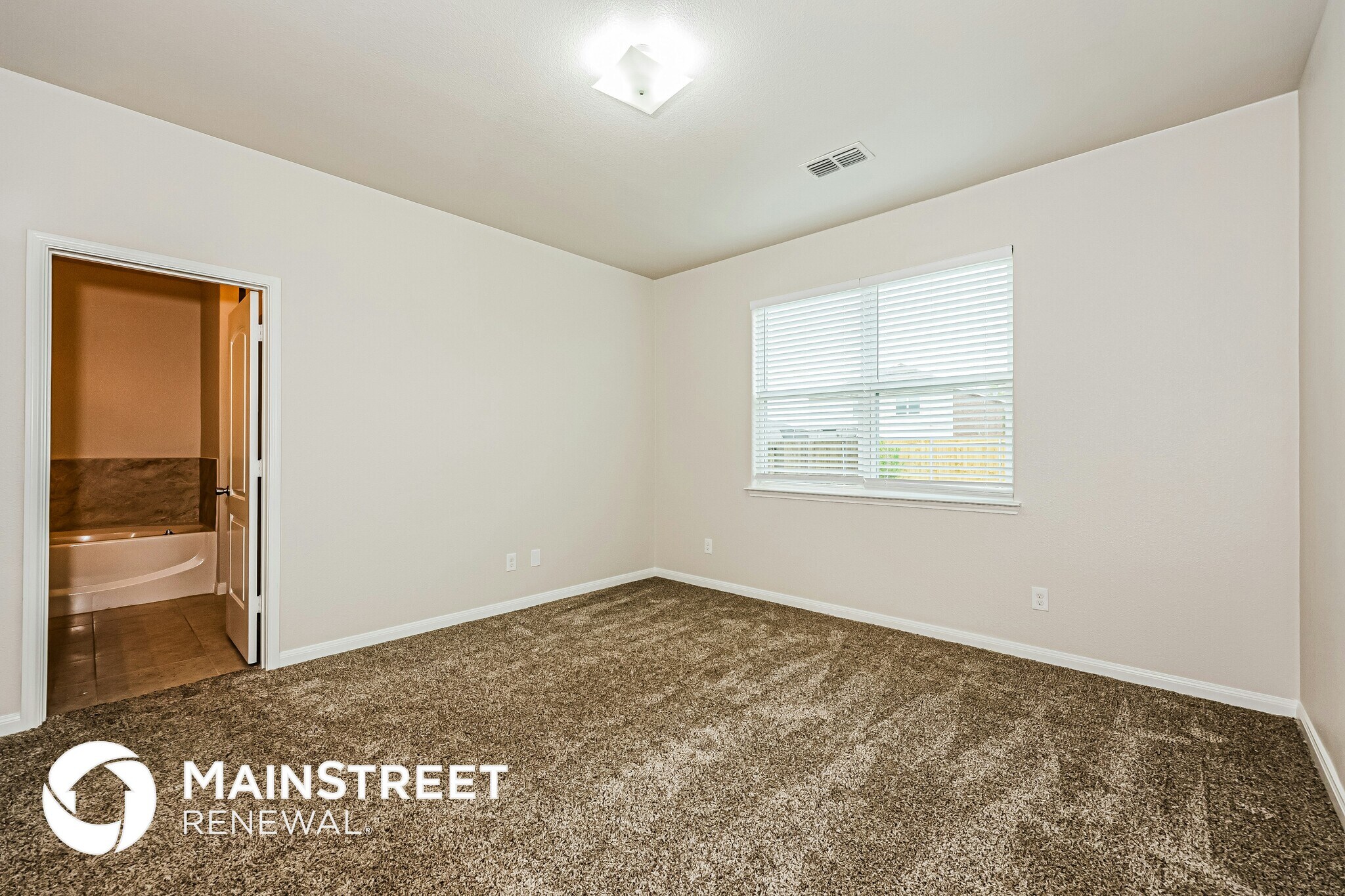 Building Photo - 9425 Bald Cypress St