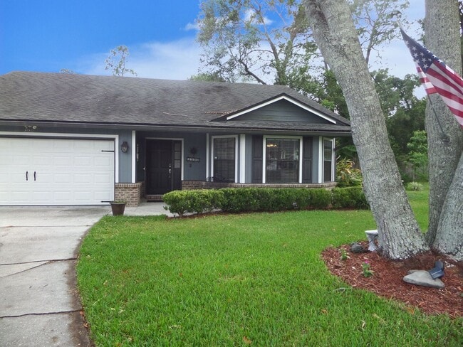 Building Photo - Beautiful 3 bedroom Home