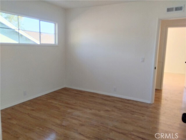 Building Photo - 374 Grand