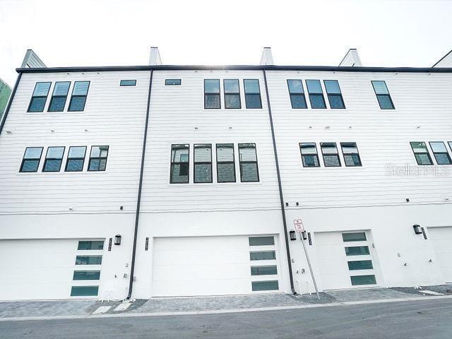 Building Photo - 2062 Packing District Wy