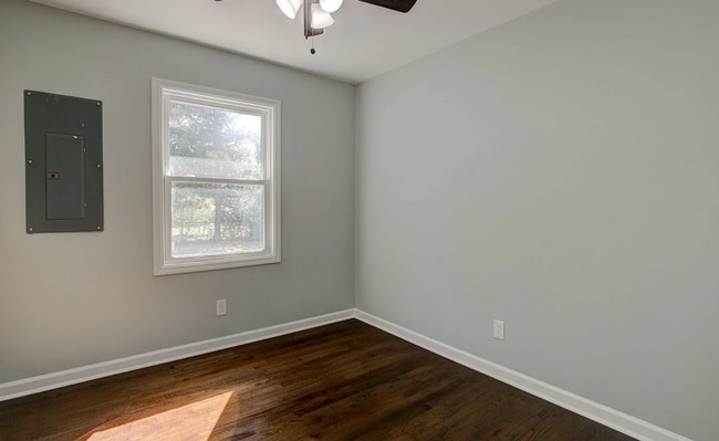 Building Photo - Stunning Fully Renovated 3BR Home in Camden – Move-In Ready!