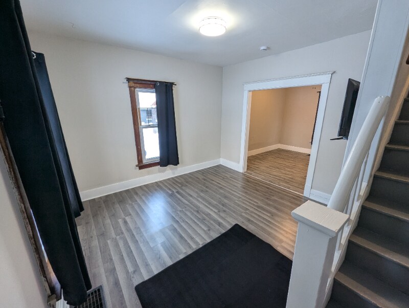 Building Photo - 518 N Hanover St