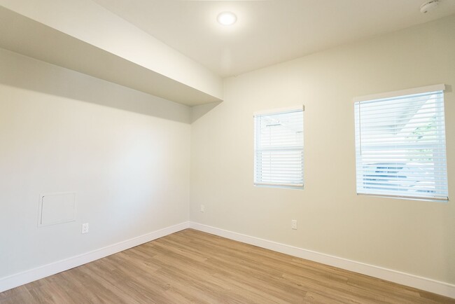 Interior Photo - 11937 Avon Way