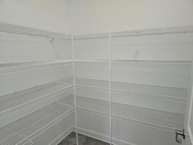 Building Photo - 3059 Beaver Creek Dr