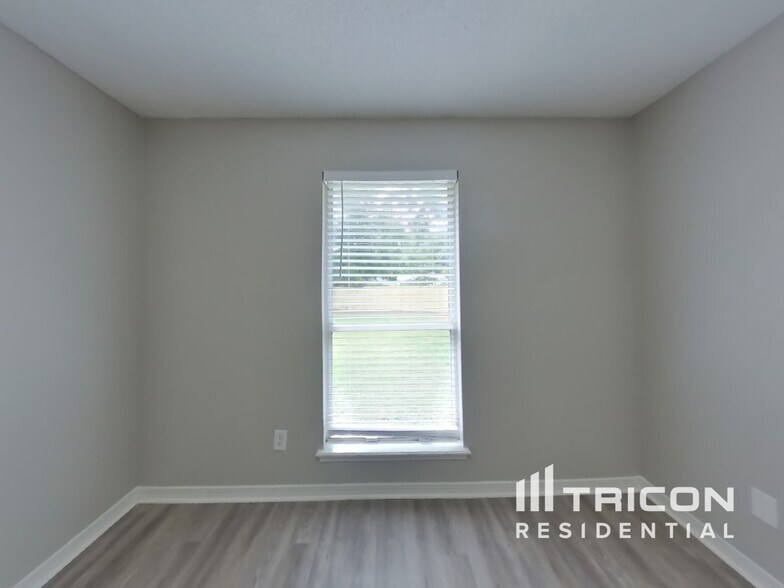 Building Photo - 3356 Tinya Ct