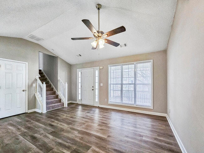 Building Photo - 3335 Waggoner Ln