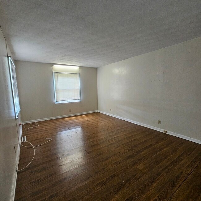 Building Photo - 2700 Jamison Blvd