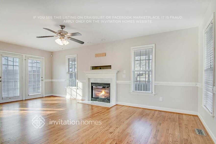 Building Photo - 100 White Cap Ln