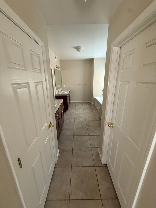Building Photo - Charming 4-Bedroom, 3-Bathroom Home