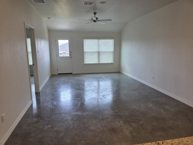 Building Photo - 1222 Concord Dr