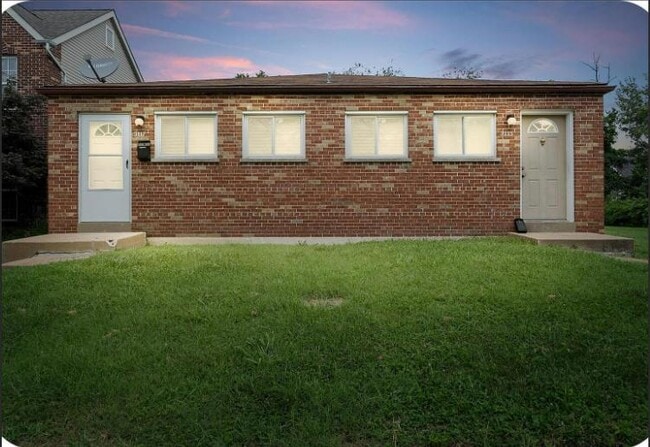 Building Photo - 3115 Henrietta St