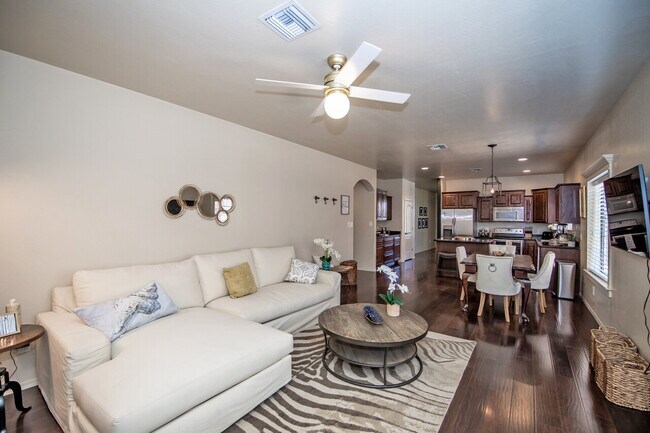 Building Photo - "Fully-Furnished 3-Bedroom, 2-Bathroom Home!"