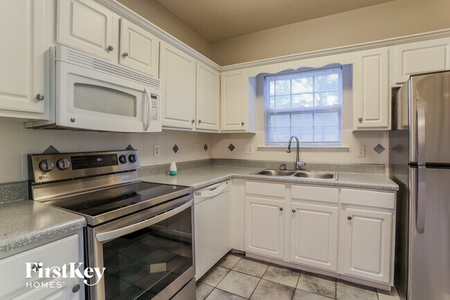 Building Photo - 7820 Capps Ferry Rd