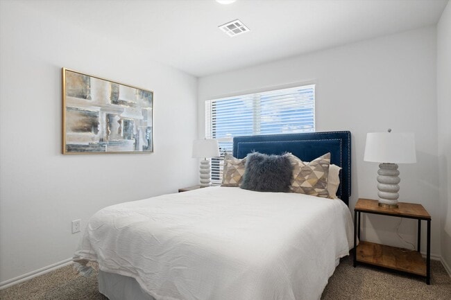 Building Photo - The Reserve on 29th Townhomes