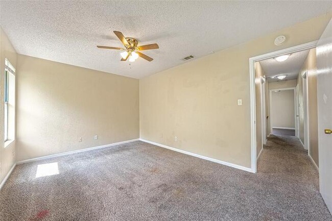 Building Photo - 14203 Sussman Ct