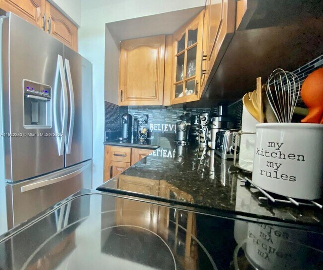 Building Photo - 2841 NE 163rd St