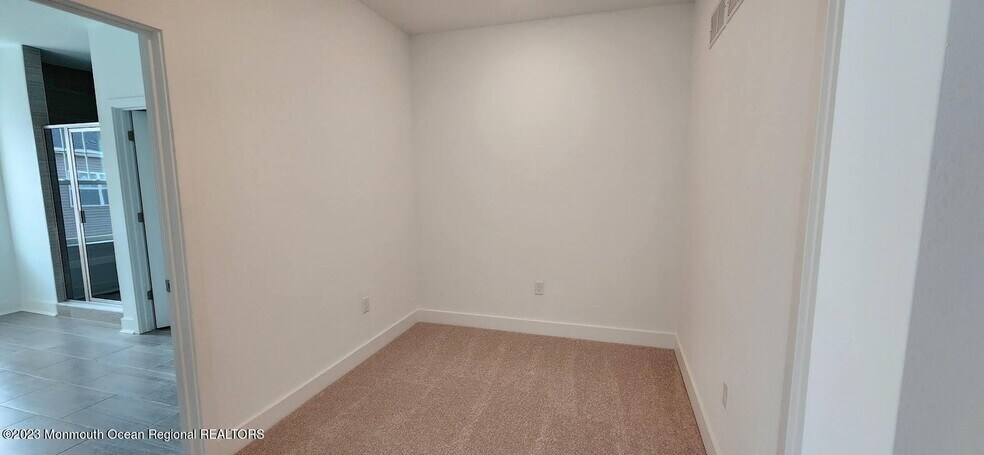 Building Photo - 3105 Aviator Ave