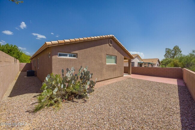 Building Photo - 12253 N Brightridge Dr