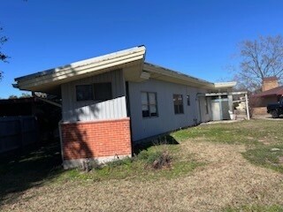 Building Photo - 1924 79th Ave