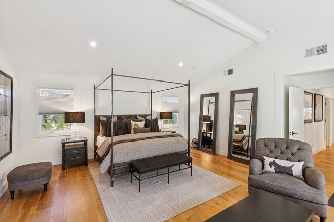 Building Photo - 760 Zinfandel Ln